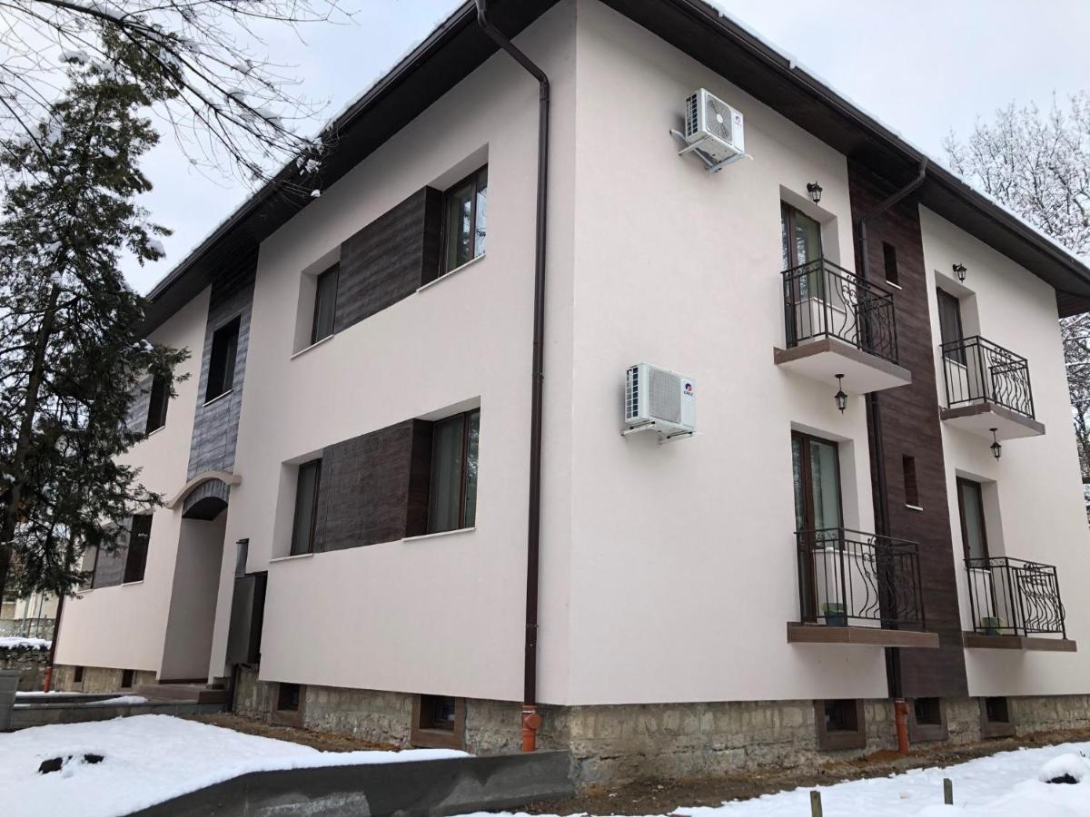 Апартамент Райнови Pleven ภายนอก รูปภาพ